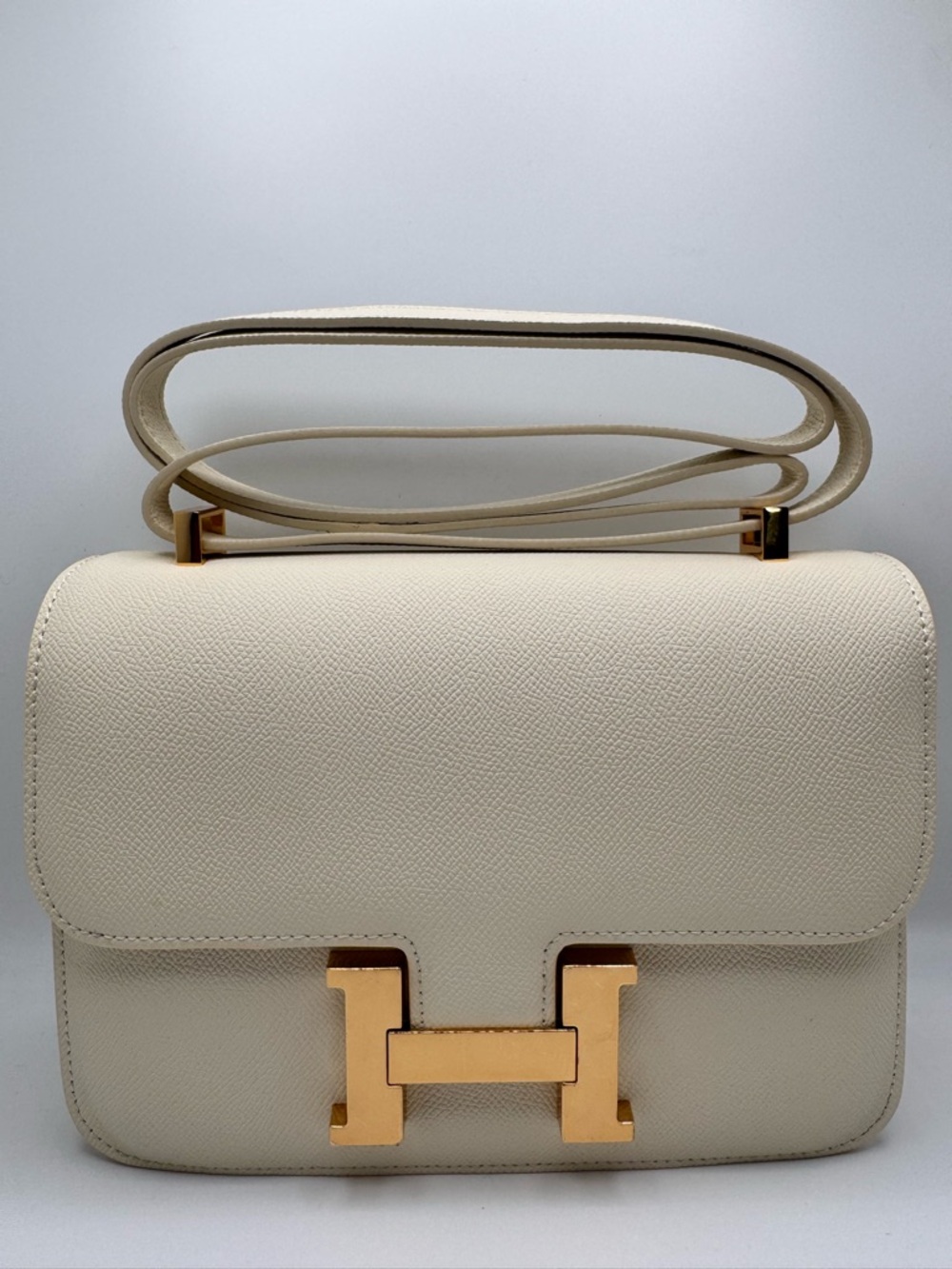 The Vivienne 24 - Vanilla